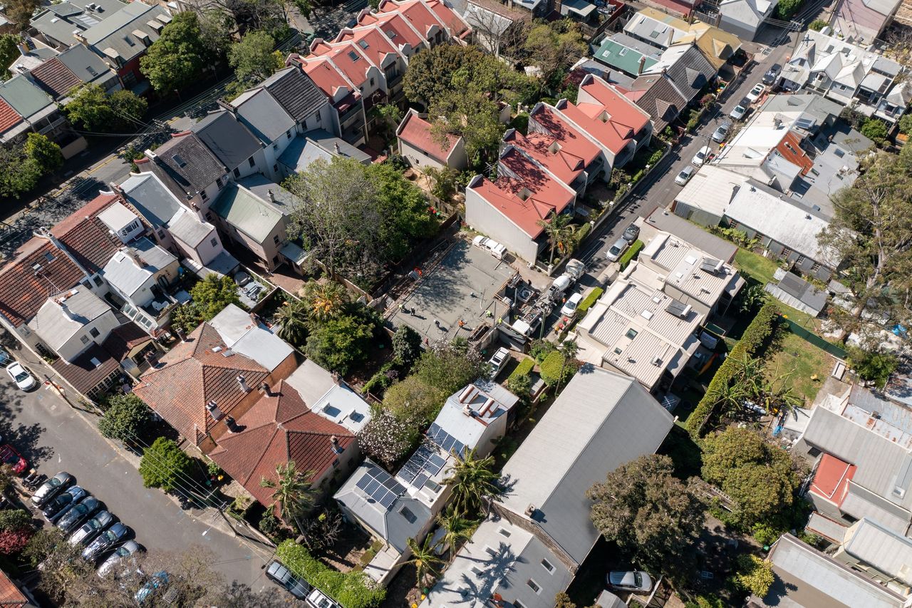 Glebe from above, rows of terrace houses and narrow streets around the site